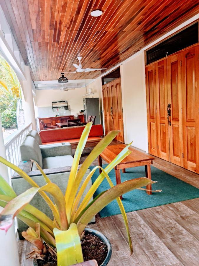 Suites Chile Verde Manzanillo  Exterior foto